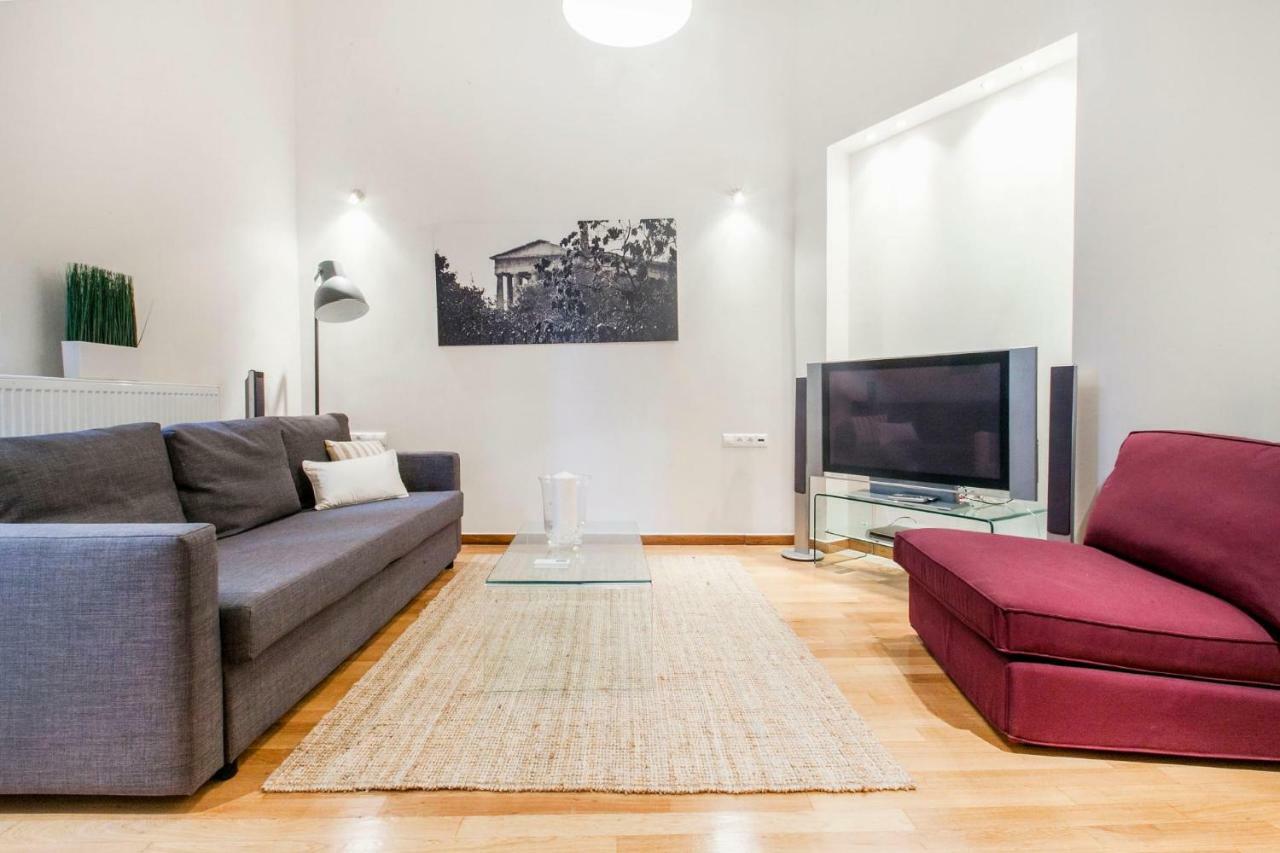 2B One Bedroom Apartment